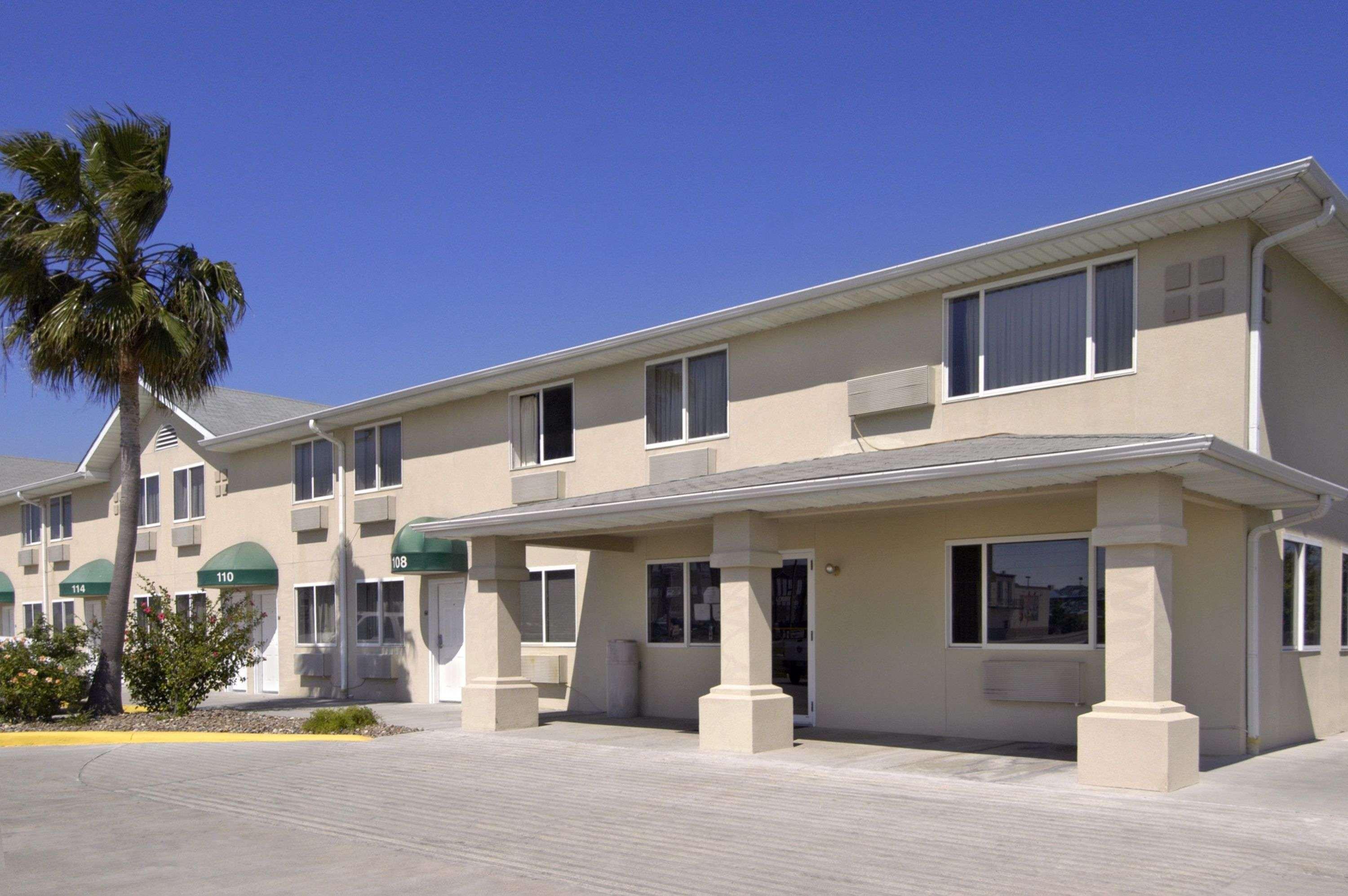 Super 8 By Wyndham Aransas Pass Hotel Buitenkant foto