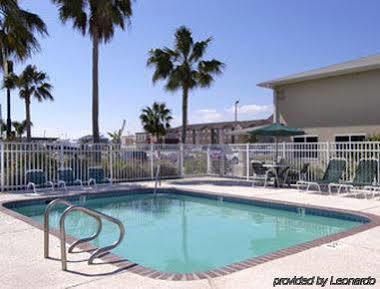 Super 8 By Wyndham Aransas Pass Hotel Buitenkant foto